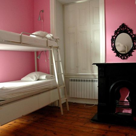 Safestay Lisbon Bairro Alto Værelse billede